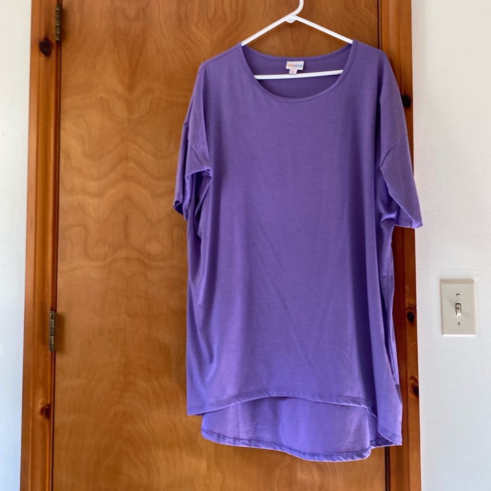 LuLaRoe oversized T-shirt, XL Never Worn.